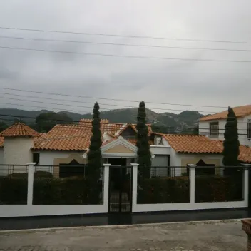 #185 - Casa en Cúcuta en venta de 372m², 4 habitaciones y 1 parqueadero - 1