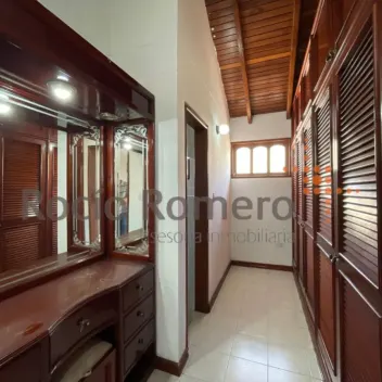 #236 - Casa en venta en Los Patios de 350m², 3 habitaciones y 4 parqueaderos - 14