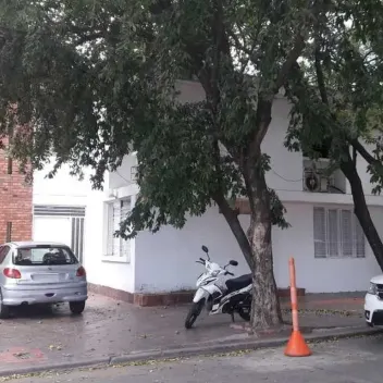 #243 - Casa en Cúcuta en venta de 484m², 5 habitaciones y 2 parqueaderos - 2