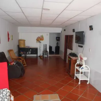 #284 - Casa en Cúcuta en venta de 233m², 4 habitaciones y 2 parqueaderos - 3