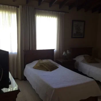 #310 - Casa en conjunto cerrado en Cúcuta en venta de 260m², 4 habitaciones - 6