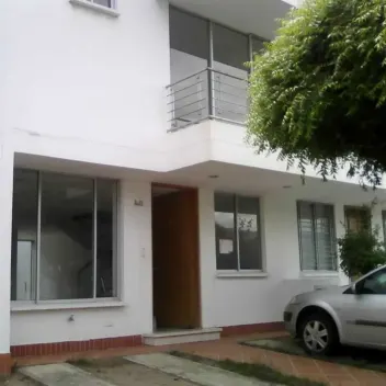 #319 - Casa en conjunto cerrado en Cúcuta en venta de 140m², 3 habitaciones y 1 parqueadero - 1