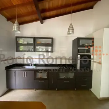 #385 - Casa en conjunto cerrado en Villa del Rosario en venta de 300m², 3 habitaciones y 2 parqueaderos - 4