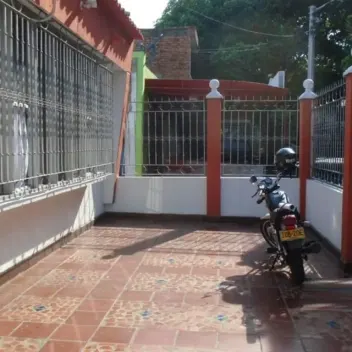 #409 - Casa en Cúcuta en venta de 312m², 6 habitaciones y 3 parqueaderos - 3