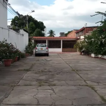 #435 - Casa en Cúcuta en venta de 253m², 4 habitaciones y 5 parqueaderos - 3
