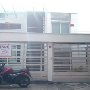 #438 - Casa en Cúcuta en venta de 100m², 3 habitaciones y 2 parqueaderos - 1