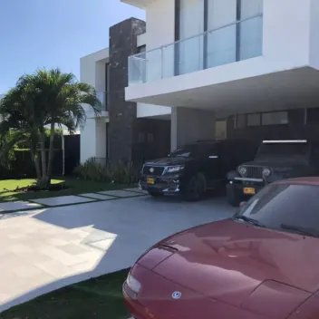 #515 - Casa en conjunto cerrado en Cúcuta en venta de 560m², 3 habitaciones y 5 parqueaderos - 1