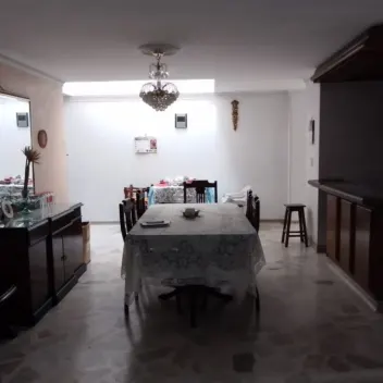 #535 - Casa en Cúcuta en venta de 350m², 8 habitaciones y 4 parqueaderos - 3