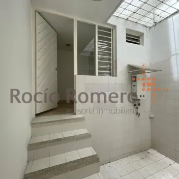 #537 - Casa en Los Patios en venta de 350m², 4 habitaciones y 2 parqueaderos - 18