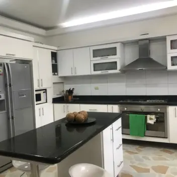 #550 - Casa en conjunto cerrado en Cúcuta en venta de 366m², 5 habitaciones y 3 parqueaderos - 4