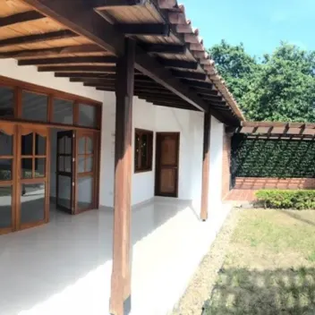 #645 - Casa en conjunto cerrado en Cúcuta en venta de 350m², 4 habitaciones - 4