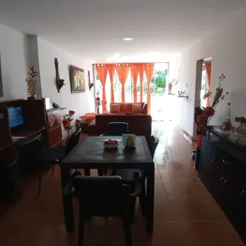 #676 - Casa en Cúcuta en venta de 226m², 9 habitaciones - 13
