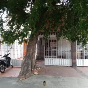#685 - Casa en Cúcuta en venta de 100m², 5 habitaciones y 1 parqueadero - 1