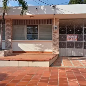 #690 - Casa en Cúcuta en venta de 350m², 3 habitaciones y 3 parqueaderos - 2