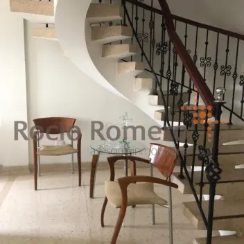 #708 - Casa en conjunto cerrado en Los Patios en venta de 210m², 6 habitaciones y 2 parqueaderos - 6