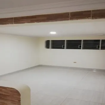 #718 - Casa en Cúcuta en venta de 300m², 6 habitaciones y 2 parqueaderos - 13