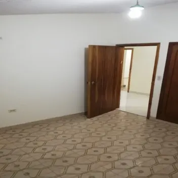 #718 - Casa en Cúcuta en venta de 300m², 6 habitaciones y 2 parqueaderos - 5