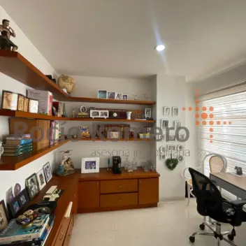 #731 - Casa en conjunto cerrado en Los Patios en venta de 240m², 4 habitaciones y 2 parqueaderos - 4