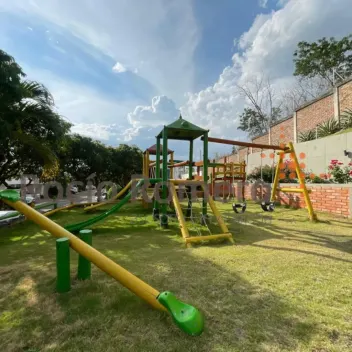 #731 - Casa en conjunto cerrado en Los Patios en venta de 240m², 4 habitaciones y 2 parqueaderos - 18