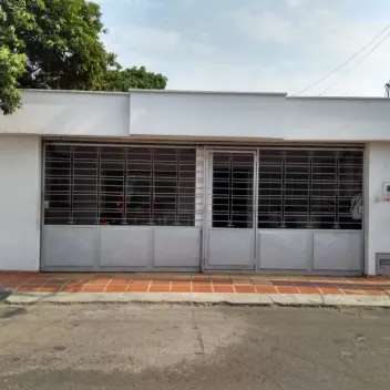 #736 - Casa en Cúcuta en venta de 233m², 3 habitaciones y 1 parqueadero - 1
