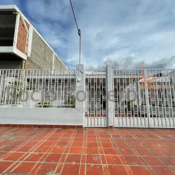 #792 - Casa en Cúcuta en venta de 250m², 3 habitaciones y 2 parqueaderos - 1