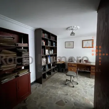 #835 - Casa en Cúcuta en venta de 300m², 4 habitaciones y 1 parqueadero - 2