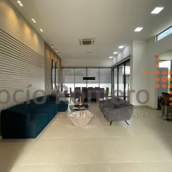 #894 - Casa en conjunto cerrado en Cúcuta en venta de 350m², 4 habitaciones y 2 parqueaderos - 2