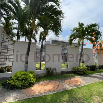 #896 - Casa en conjunto cerrado en Cúcuta en venta de 950m², 8 habitaciones y 6 parqueaderos - 2