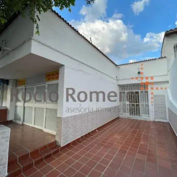 #988 - Casa en Cúcuta en venta de 246m², 5 habitaciones y 2 parqueaderos - 1