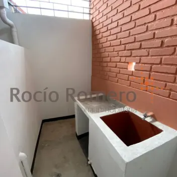 #989 - Casa en Cúcuta en venta de 200m², 6 habitaciones y 4 parqueaderos - 24