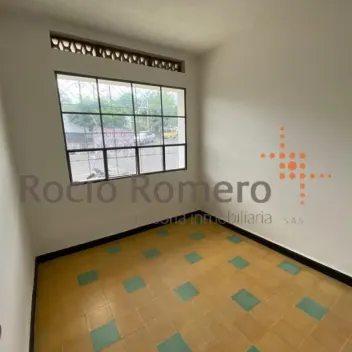 #989 - Casa en Cúcuta en venta de 200m², 6 habitaciones y 4 parqueaderos - 18