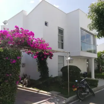 #1039 - Casa en conjunto cerrado en Villa del Rosario en venta de 300m², 3 habitaciones y 2 parqueaderos - 5