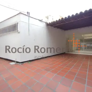 #1205 - Casa en Cúcuta en arriendo de 340m², 4 habitaciones y 2 parqueaderos - 2
