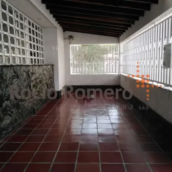 #1283 - Casa en Cúcuta en venta de 300m², 5 habitaciones y 2 parqueaderos - 3