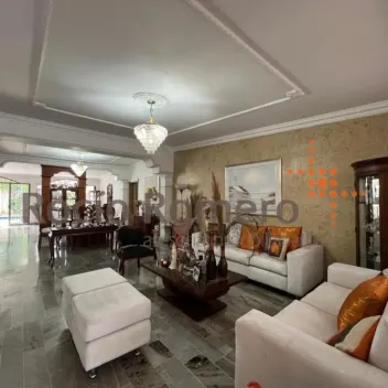 #1419 - Casa en Cúcuta en arriendo de 500m², 4 habitaciones y 1 parqueadero - 2