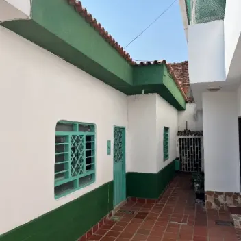 #1452 - Casa en venta en Cúcuta de 1m² y 4 habitaciones - 1