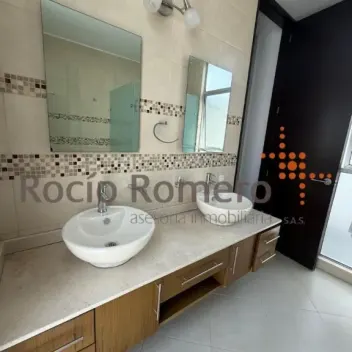 #1524 - Casa en conjunto cerrado en Los Patios en venta de 268.47m², 5 habitaciones y 2 parqueaderos - 15