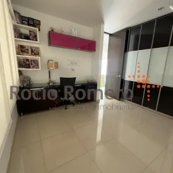 #1524 - Casa en conjunto cerrado en Los Patios en venta de 268.47m², 5 habitaciones y 2 parqueaderos - 12