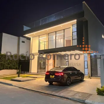 #1545 - Casa en conjunto cerrado en Villa del Rosario en venta de 360m², 4 habitaciones y 5 parqueaderos - 2