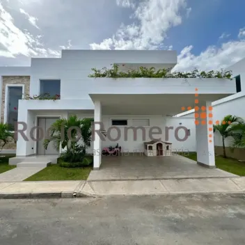 #1550 - Casa en Villa del Rosario en venta de 250m², 3 habitaciones y 2 parqueaderos - 1