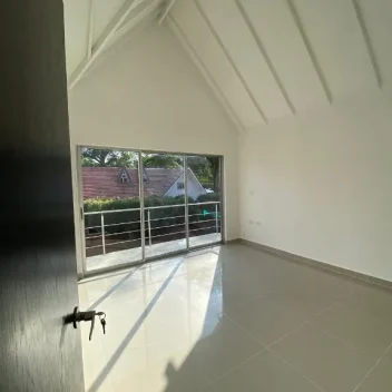 #1558 - Casa en conjunto cerrado en Los Patios en arriendo de 182m², 3 habitaciones y 2 parqueaderos - 9