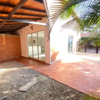 #1558 - Casa en conjunto cerrado en Los Patios en arriendo de 182m², 3 habitaciones y 2 parqueaderos - 5