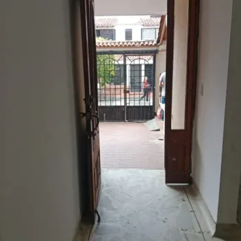 #1559 - Casa en Cúcuta en arriendo de 432m², 8 habitaciones y 4 parqueaderos - 3