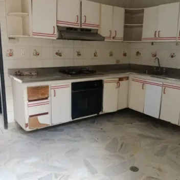 #1559 - Casa en Cúcuta en arriendo de 432m², 8 habitaciones y 4 parqueaderos - 9