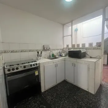 #1560 - Casa en Cúcuta en arriendo de 382m², 7 habitaciones y 2 parqueaderos - 10