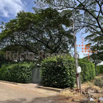 #1583 - Lote en conjunto cerrado en Villa del Rosario en venta de 864m² - 1