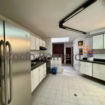 #1585 - Casa en conjunto cerrado en Cúcuta en venta de 276m², 4 habitaciones y 2 parqueaderos - 2