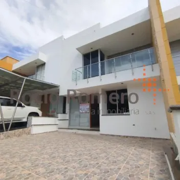 #1588 - Casa en conjunto cerrado en Villa del Rosario en venta de 200m², 3 habitaciones y 3 parqueaderos - 1