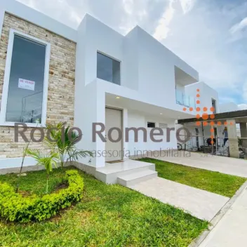 #1593 - Casa en conjunto cerrado en Villa del Rosario en venta de 188m², 4 habitaciones y 2 parqueaderos - 2