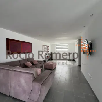 #1599 - Casa en conjunto cerrado en venta en Cúcuta de 360m², 4 habitaciones y 3 parqueaderos - 12